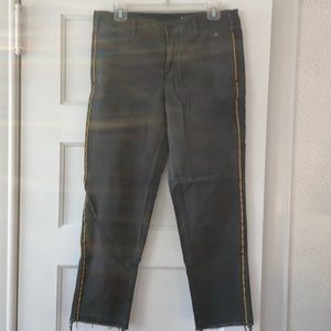 G1 Goods Band chino